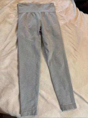 Womans Seamless High-Waist Leggings — Light Gray